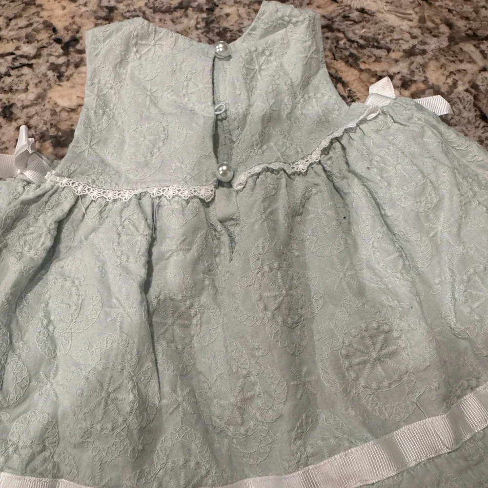 cupcakes & cashmere Mint Green Lace Trim Dress with Matching Bloomers and hat